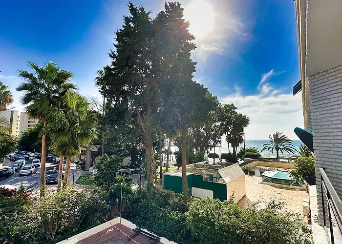 Skol 131 - Studio At Skol Building In Marbella Centre With Sea Views.